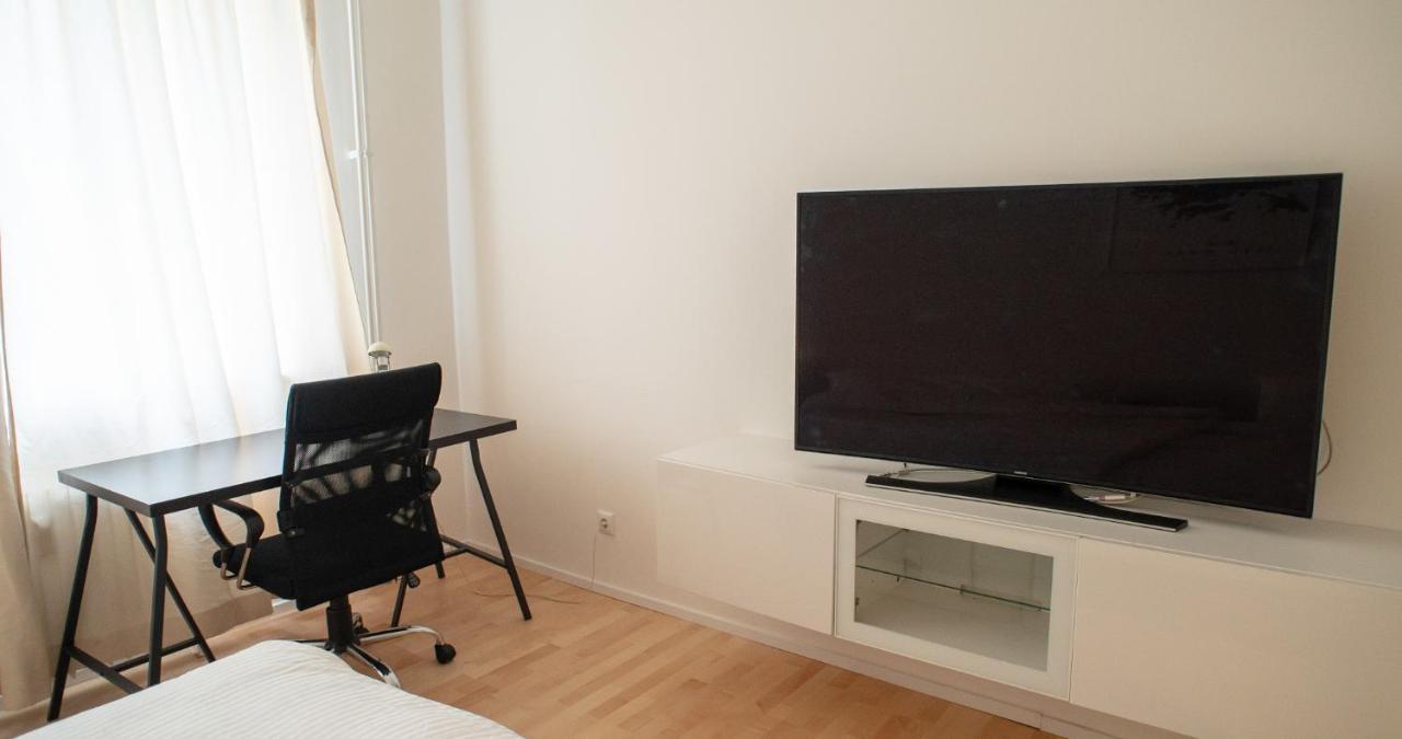 Cozy And Fully Equiped Suite Apartment At Ku'Damm Berlin Exterior foto